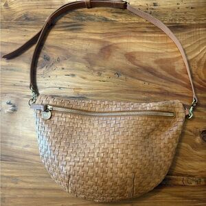 Clare V Grande Fanny